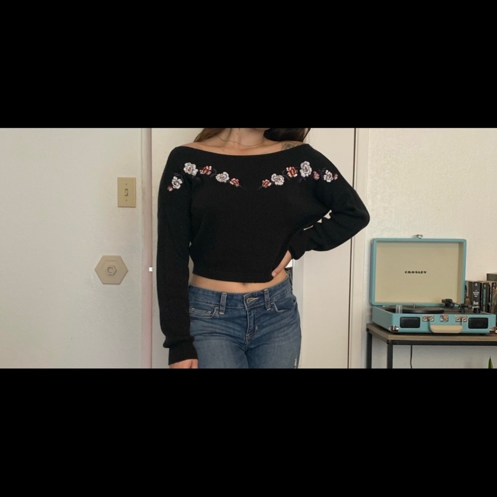 🖤L.A Hearts sweater🖤